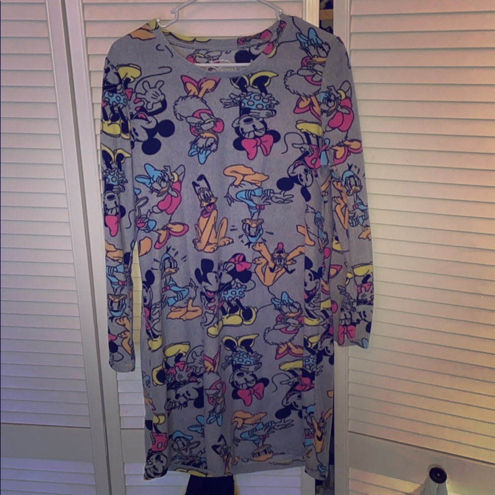Disney night gown
